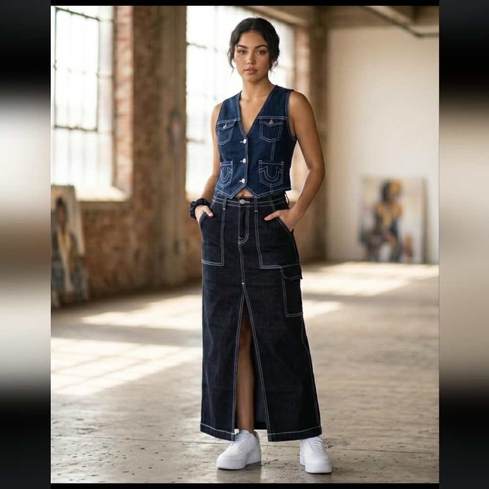 True Religion Black Denim Contrast Stitch Maxi Skirt | Cargo Pocket | Size 27